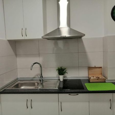 Room In The Center Of Alicante! Bagian luar foto